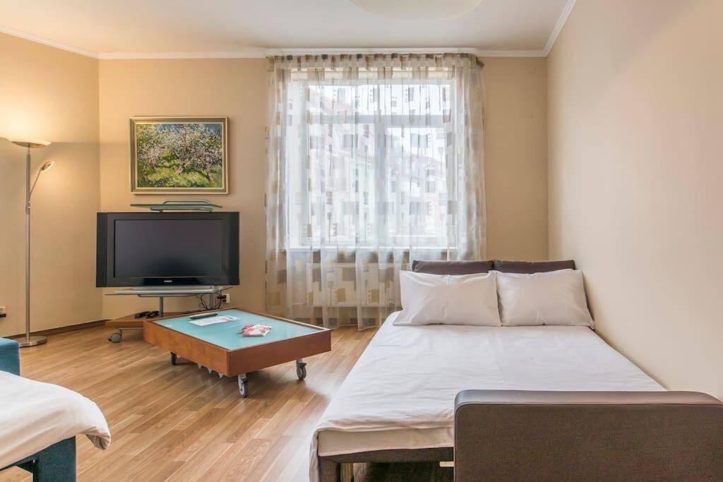 Old Town Apartment Next To Saint Peter'S Church Рига Екстериор снимка
