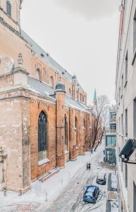 Old Town Apartment Next To Saint Peter'S Church Рига Екстериор снимка