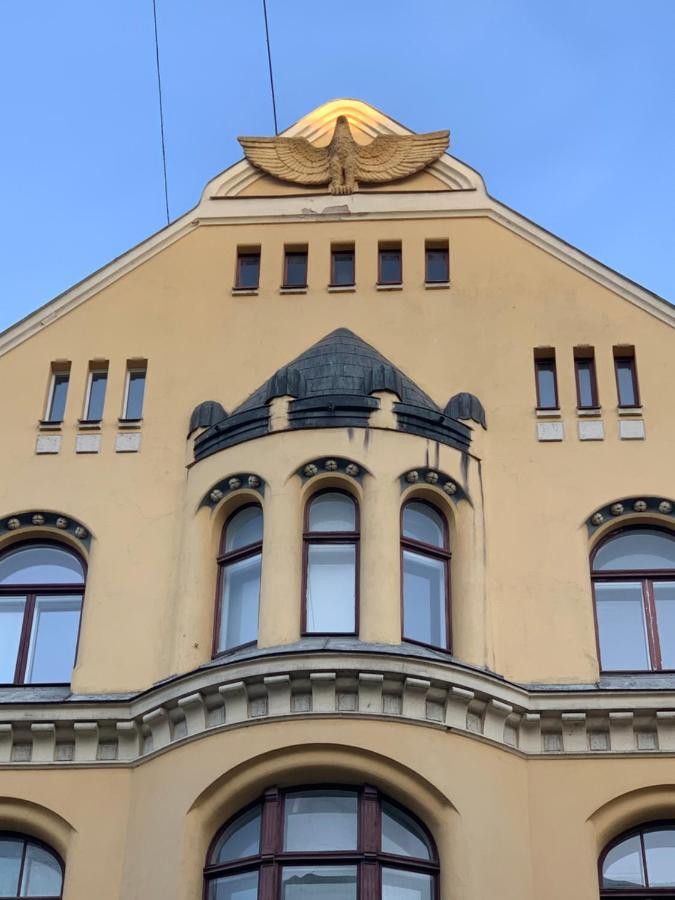 Old Town Apartment Next To Saint Peter'S Church Рига Екстериор снимка